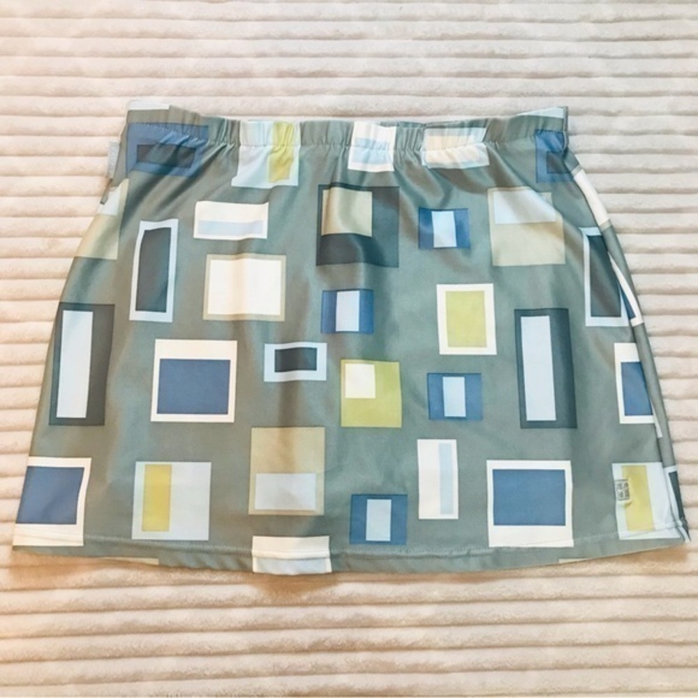 Nike Golf Dri-Fit Green Silver Geometric Print Skort Skirt Shorts Women’s Small